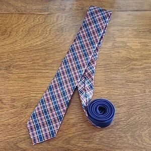 TOMMY HILFIGER 100% Silk Plaid Tie